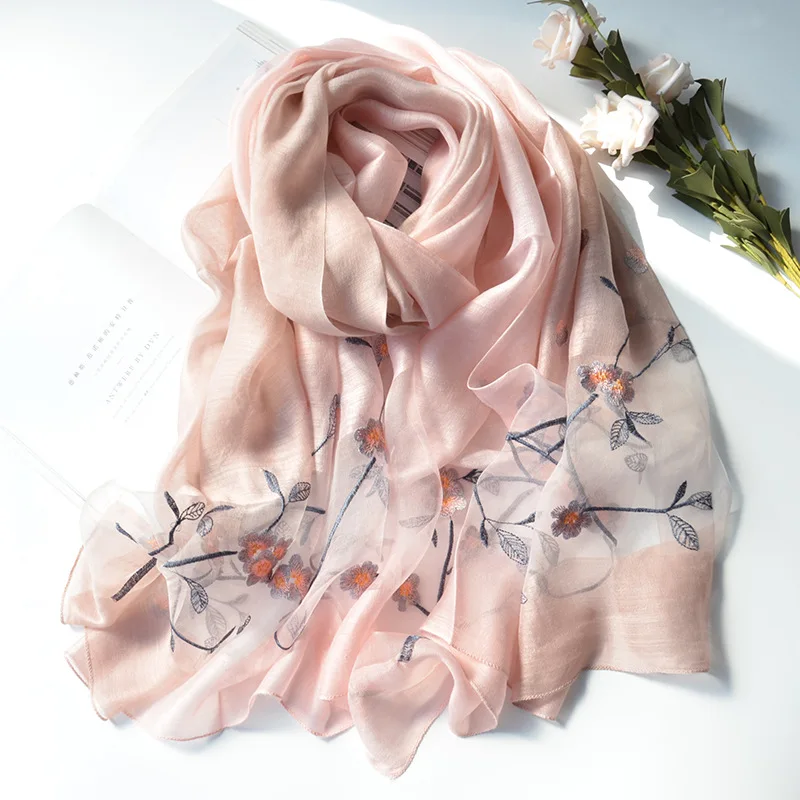 

Fashion Elegant Women Square Silk Feel Satin Scarf Skinny Retro Head Neck White