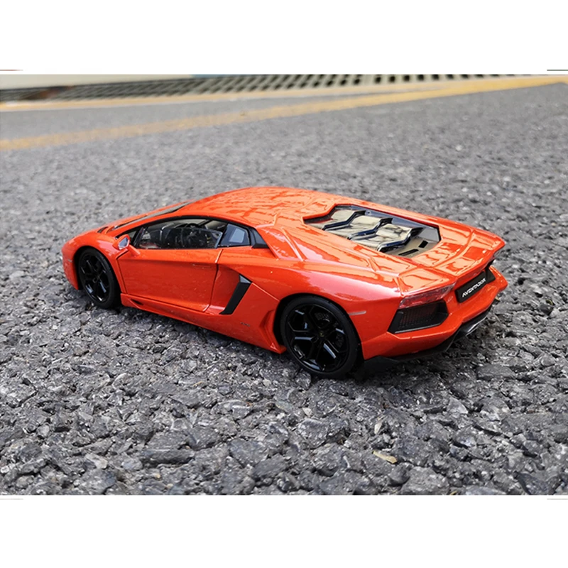 WELLY 1:24 Lamborghini Aventador LP700 4 модель спортивного автомобиля из сплава украшение