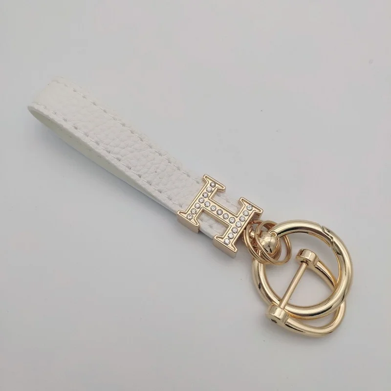 

Trendy Gold Color Horseshoe D Buckle PU Leather Keychain Crystal PU Key Chain Auto Car Keyholder Car Keys Trinket Keychains
