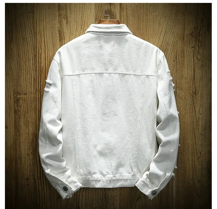 Мужская джинсовая куртка красная белая черная с рваными дырками облегающая