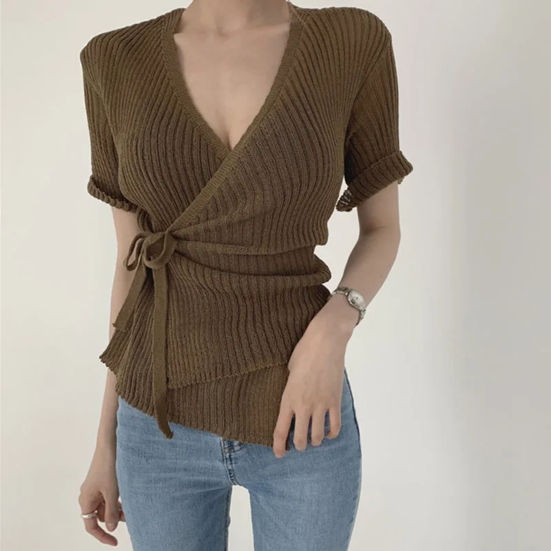 

Женский тонкий свитер с V-образным вырезом, привлекательный облегающий кардиган в Корейском стиле с короткими рукавами и перекрестной шнур...