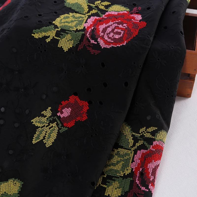 

High quality cotton tissu Hollowed out embroidery fabric DIY handmade clothing bag tablecloth apron pillow tissu