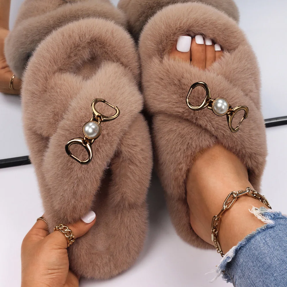 Letter Designer Furry Faux Fur Slippers Women's Fluffy Slides Custom Rhinestone Letter M Winter Sandals Warm Shoes Flip Flops
