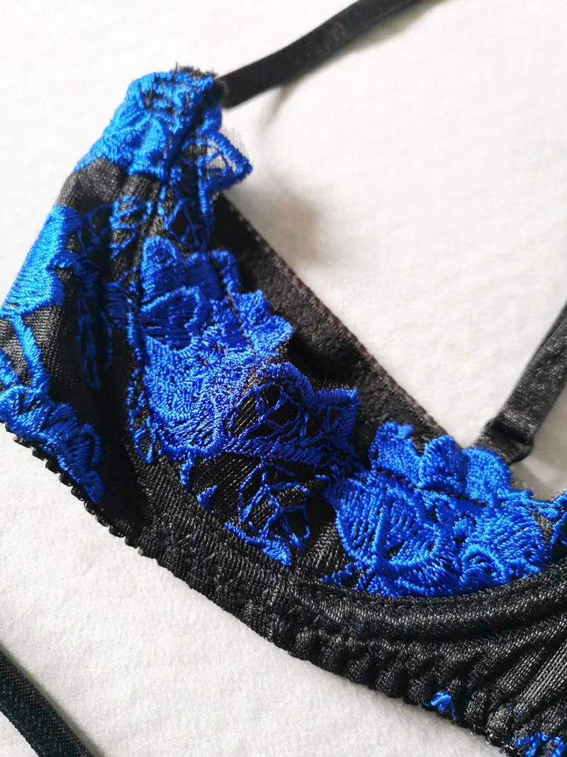 Комплект женского нижнего белья кружевной бюстгальтер и трусики Прозрачное