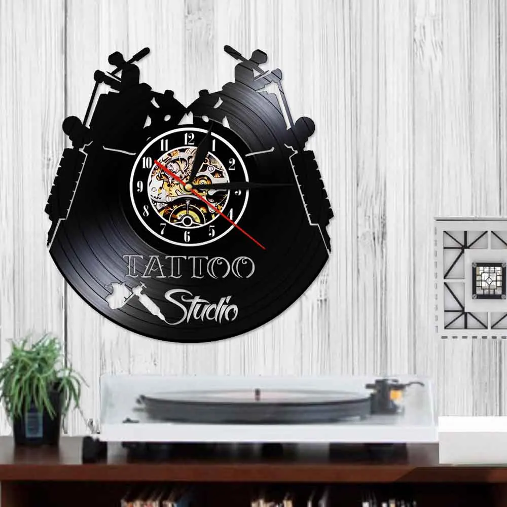 Тату студия логотип бизнес знак винтажная виниловая запись настенные тату часы