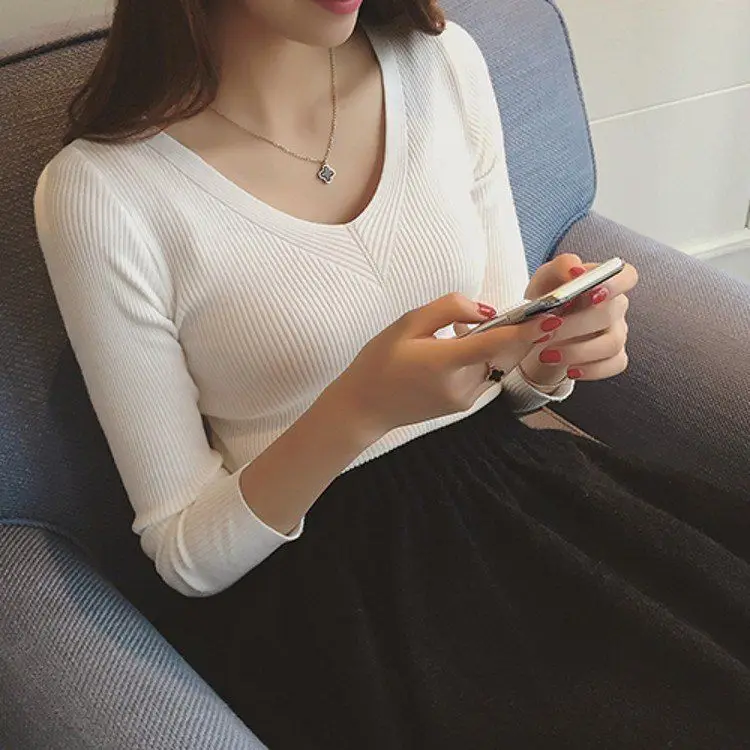 Core spun yarn 2020 autumn new women's wear V-neck with knitted bottoming shirt shows thin and slim long sleeve sweater top |