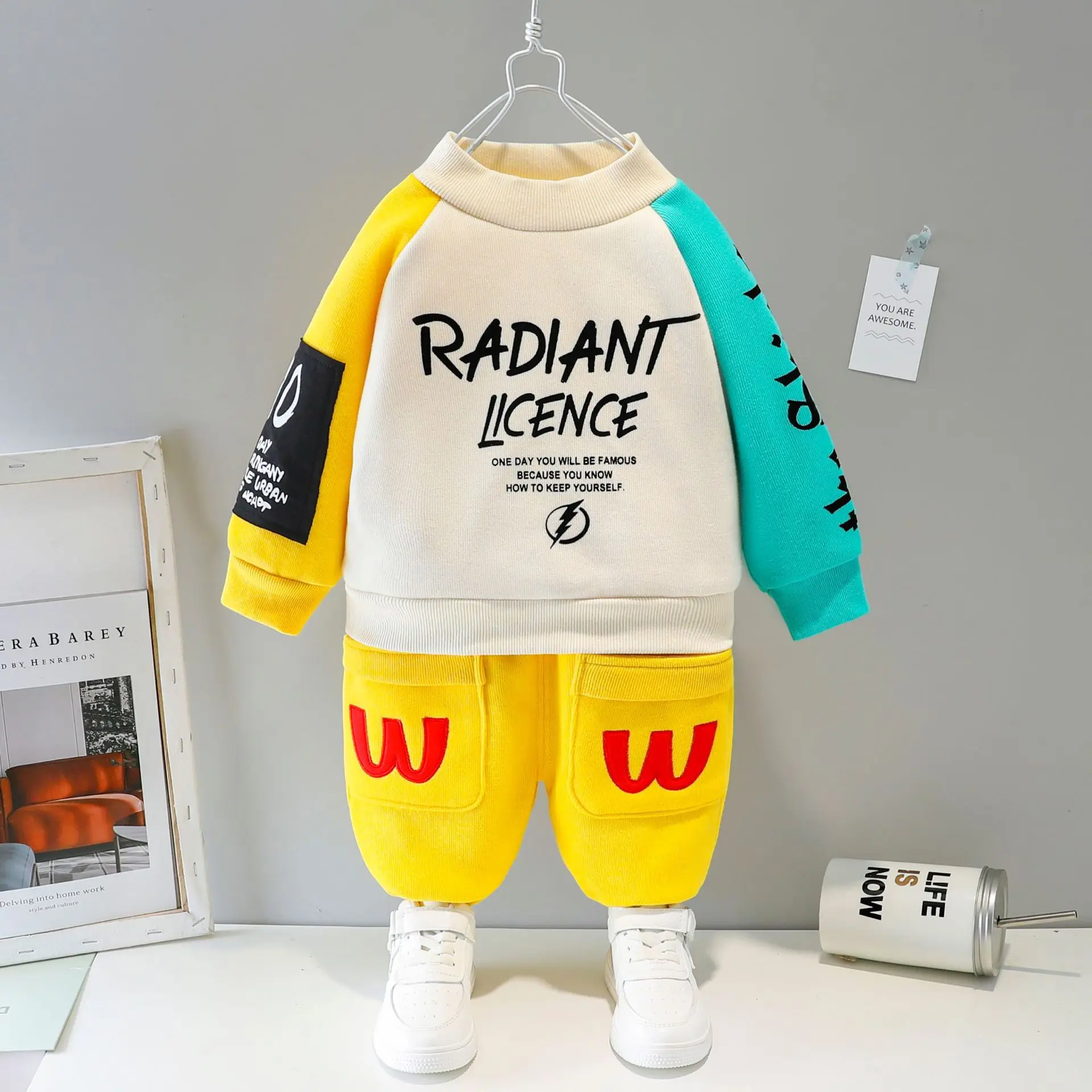 Комплект одежды для мальчиков и девочек из 2 предметов утепленный бархатный