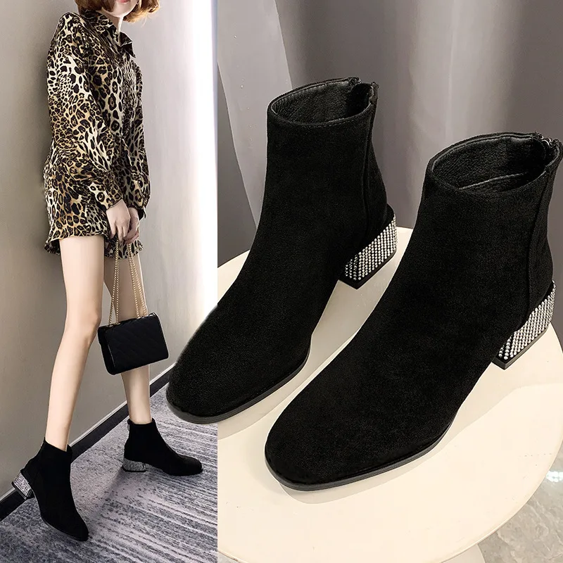 Ботинки Челси женские с кристаллами на массивном каблуке однотонные модные