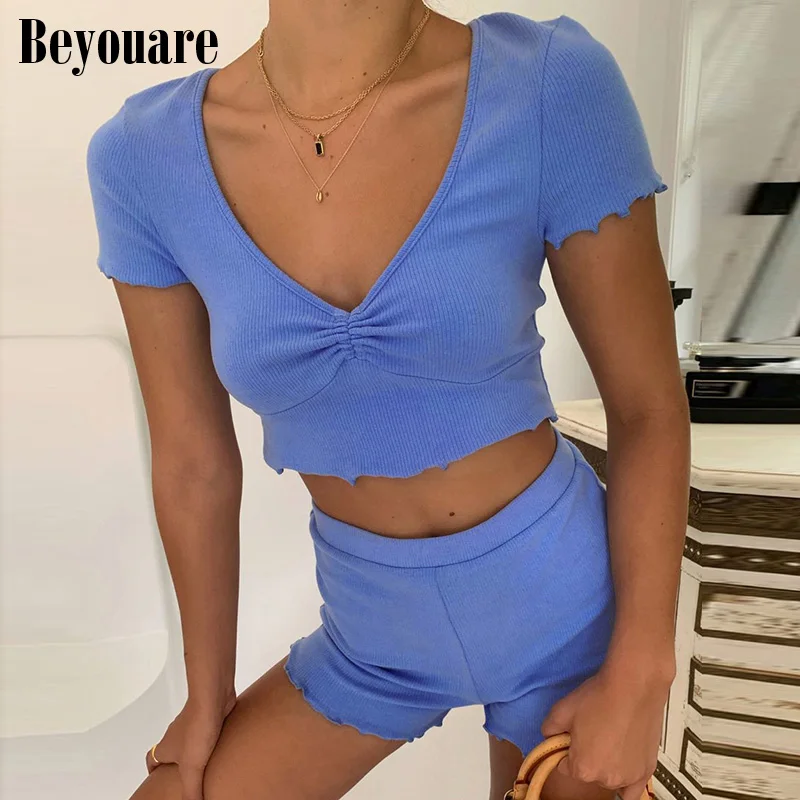 

Beyouare Summer Homewear Women's Two Piece Set V-Neck Folds Drawstring Short Sleeve Crop Top And Elastic Waist Shorts Suit 2021