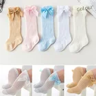 Детские Нескользящие носки От 0 до 3 лет для маленьких девочек, высокие кружевные носки принцессы, белые, розовые, бежевые, Желтые Модные летние сетчатые носки с бантом