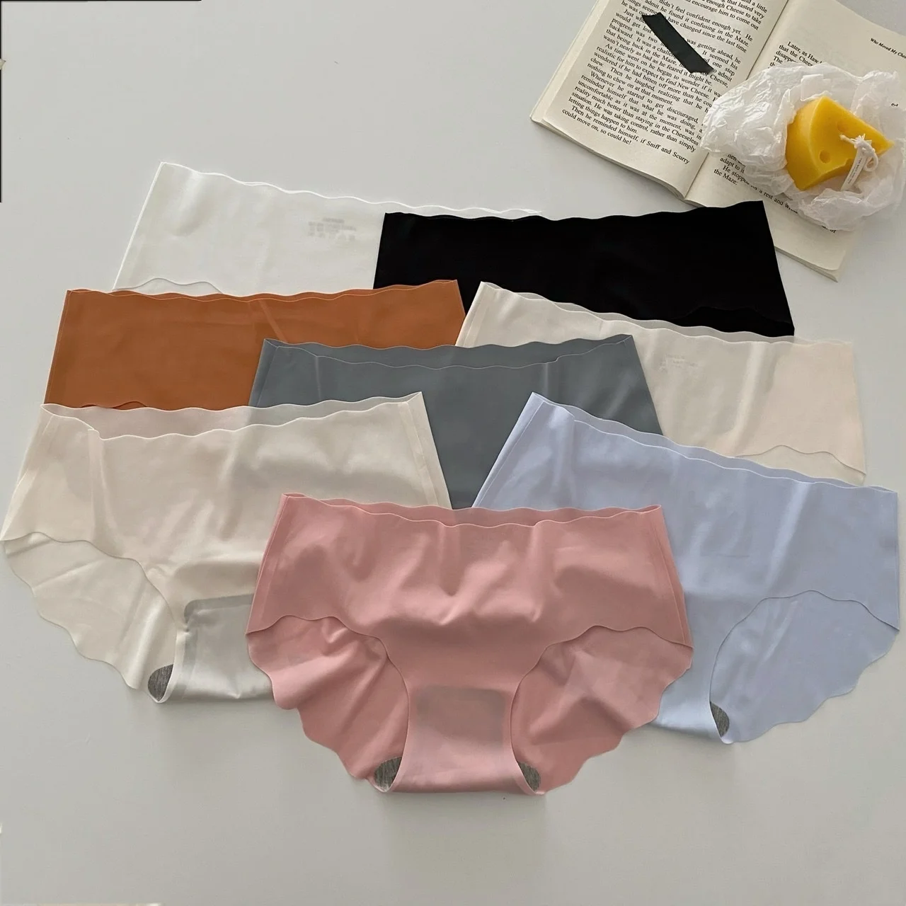 Осень-зима 2021 новые женские студенческие тонкие базовые трусики без следов со