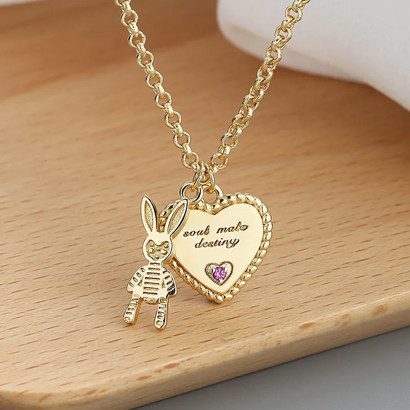 Korean minority design sense of White Rabbit Necklace female love pearl bracelet lovely rabbit jewelry gift wholesale