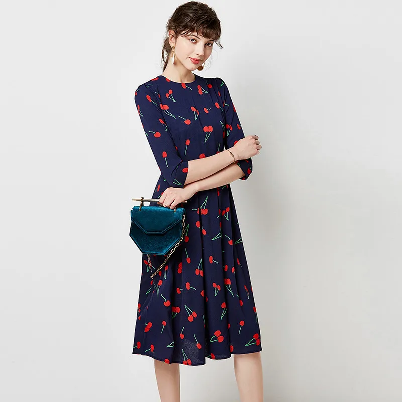 Платье HiloRill женское ТРАПЕЦИЕВИДНОЕ с принтом вишни вечерние вечернее винтажное