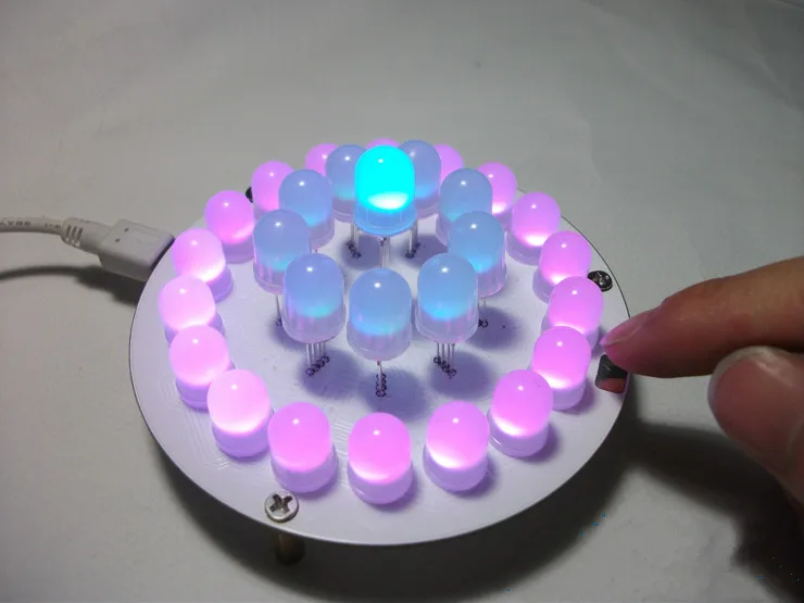 Креативный 51 MCU DIY электронный дизайн и производственный комплект: сенсорный ключ