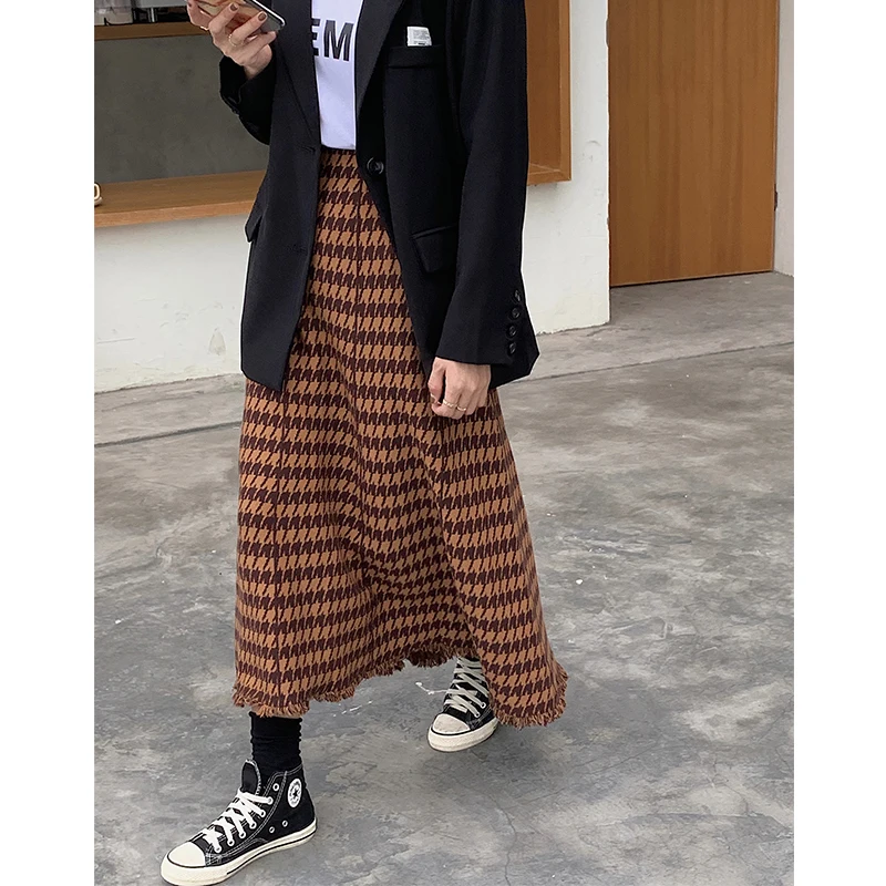 

Autumn Winter Houndstooth A Line Knitted Skirt For Women Chic Streetwear Plaid Tassel Long Skirt