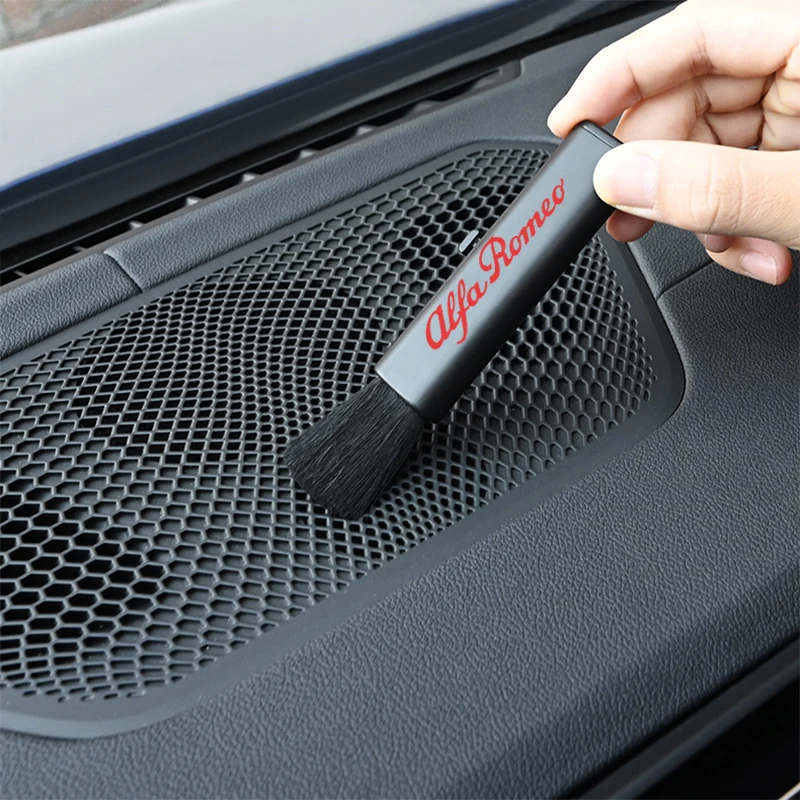 

Car Conditioning Air Outlet Dust Soft Brush Retractable Cleaning Brush For Alfa Romeo Giulietta Spider Giulia Mito 147 156 159