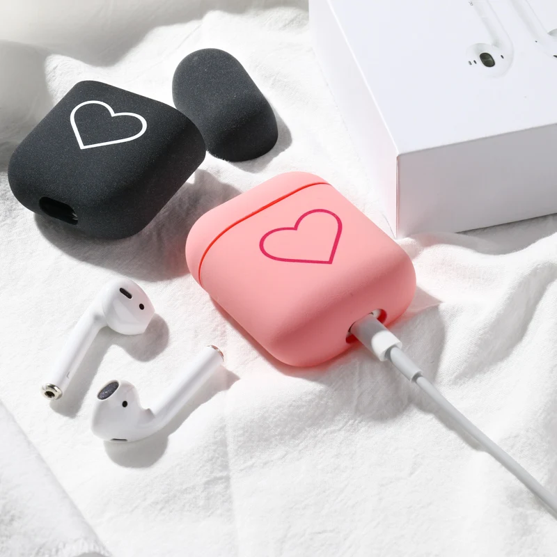 Беспроводной чехол для наушников с Bluetooth Apple Airpods сердечком жесткий защитный Air