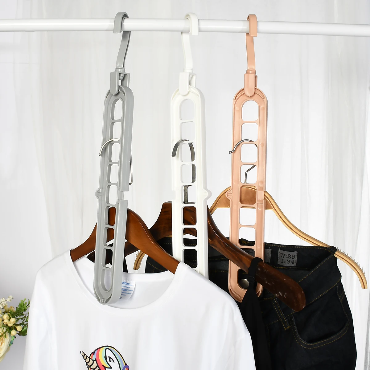 

1pc Multifunction Plastic Circle Clothes Hanger Clothes Drying Racks Scarf Clothes Hanger Hangers Storage Rack