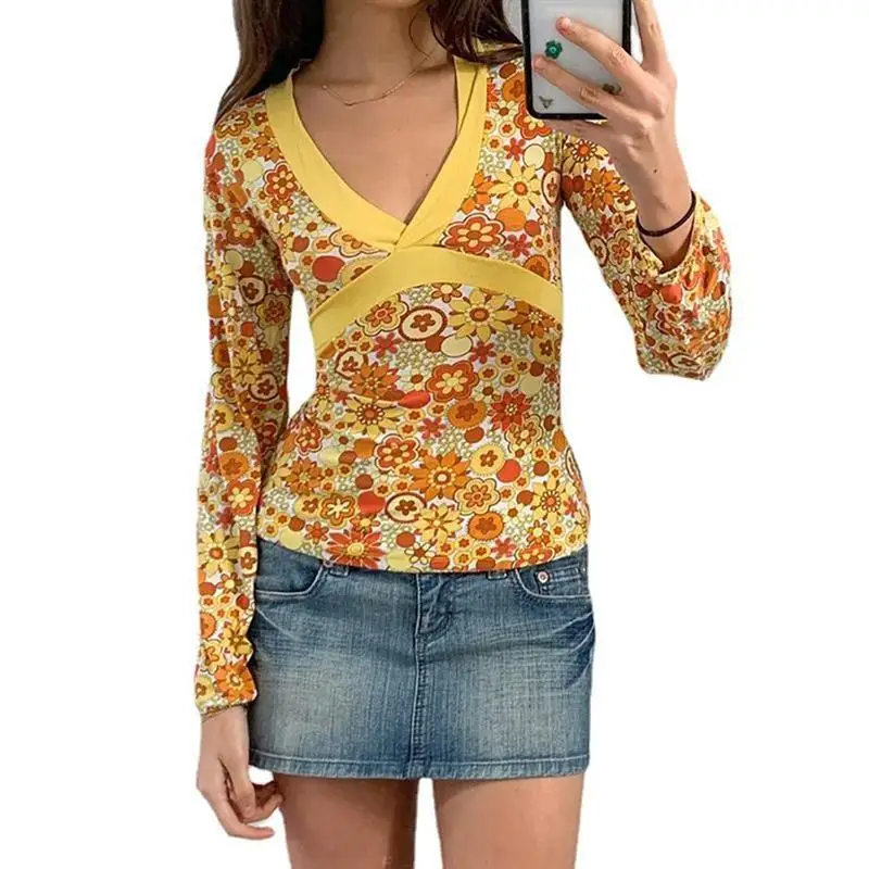 

Girl V-neck Vintage Long Sleeve T-shirt Women Patchwork Floral Print Lace-up Yellow Tops Bandage Tops for Party Daily