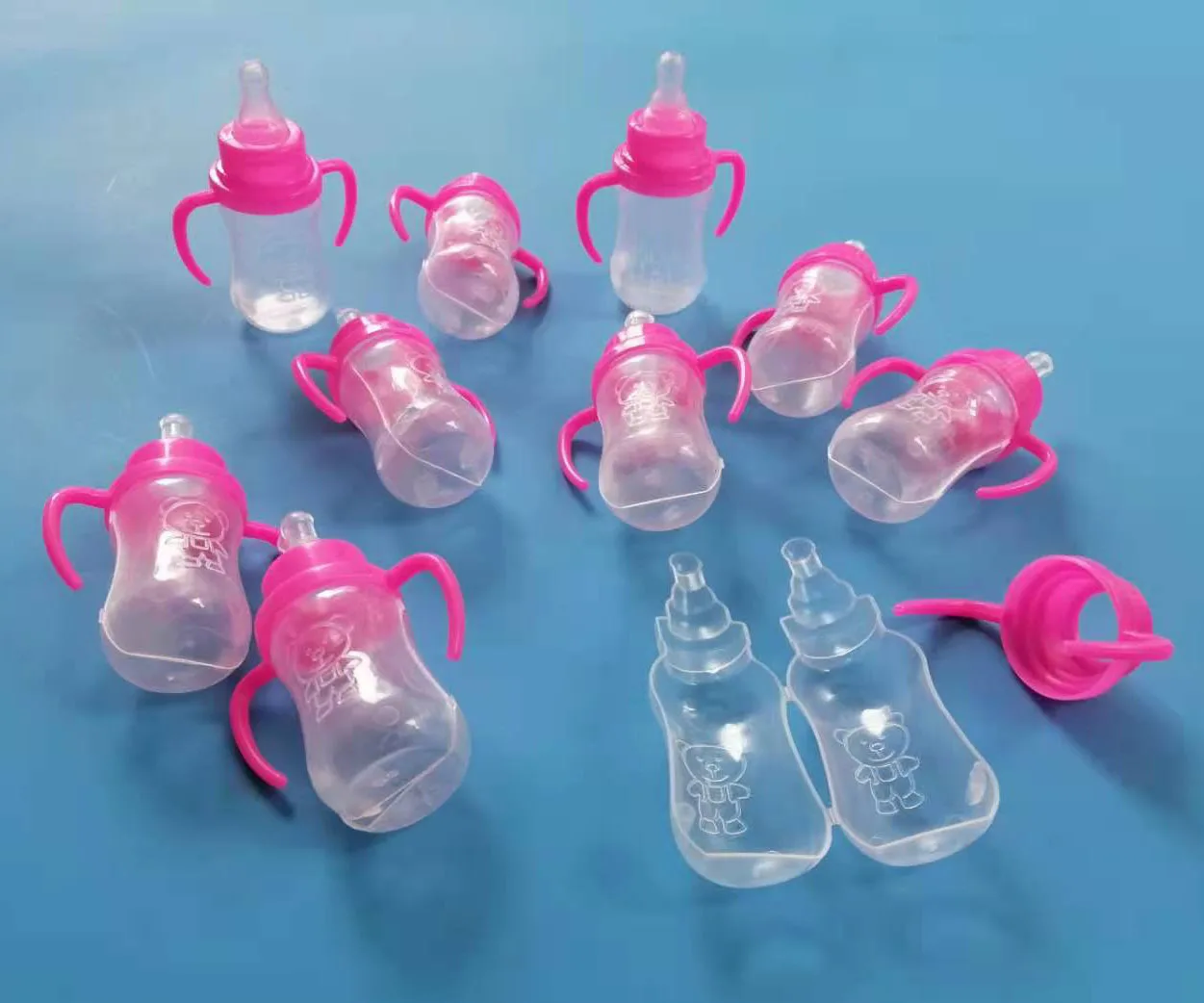 

Beilinda Toys Plastic Toys PVC Toys feeder for 18 Inches Doll Toy feeding bottle 2 Colours Available 10pcs In One Lot