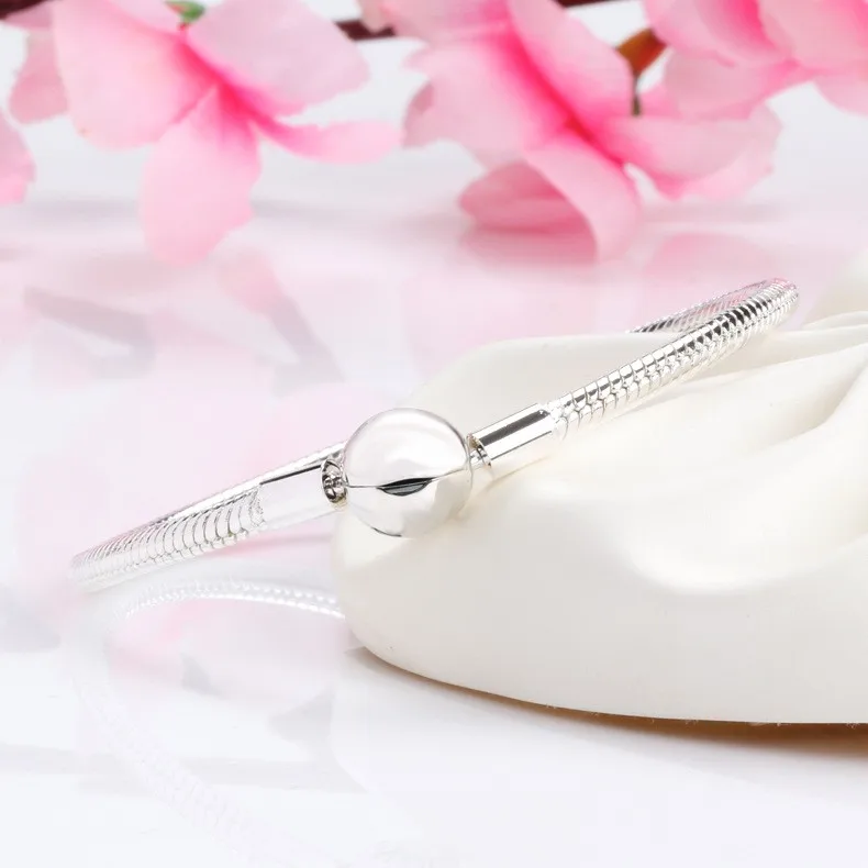 

Original 925 Sterling Silver Pan Bracelet Classic Round Button Pan Bracelet Fit European Charm Bracelets Women Jewelry