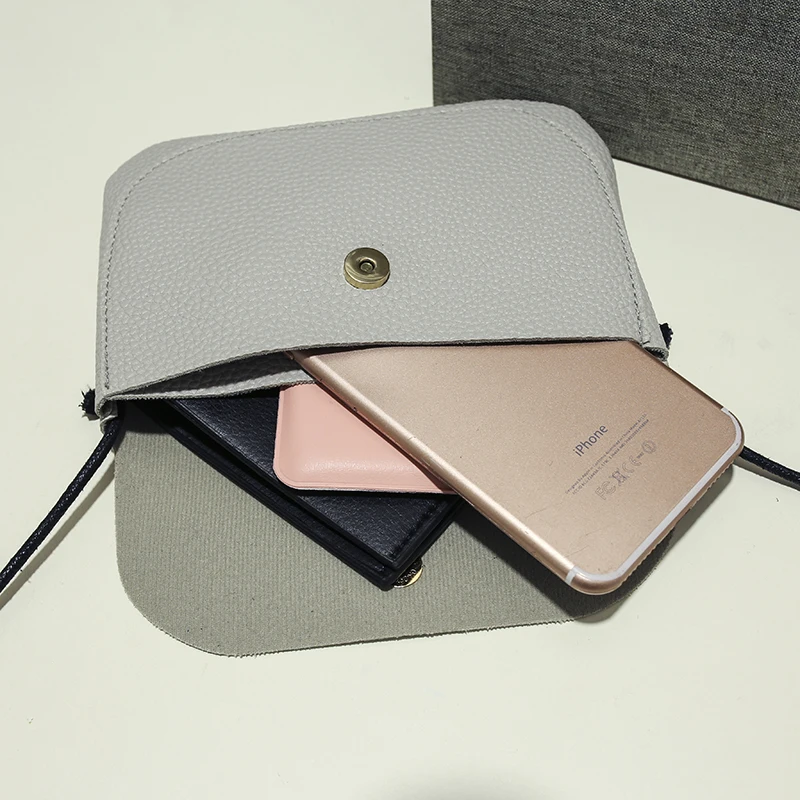 

2021 New Fashion Saddle Women Bag One Shoulder Handle Trend Hasp Casual PU Material Polyester Inside Bag