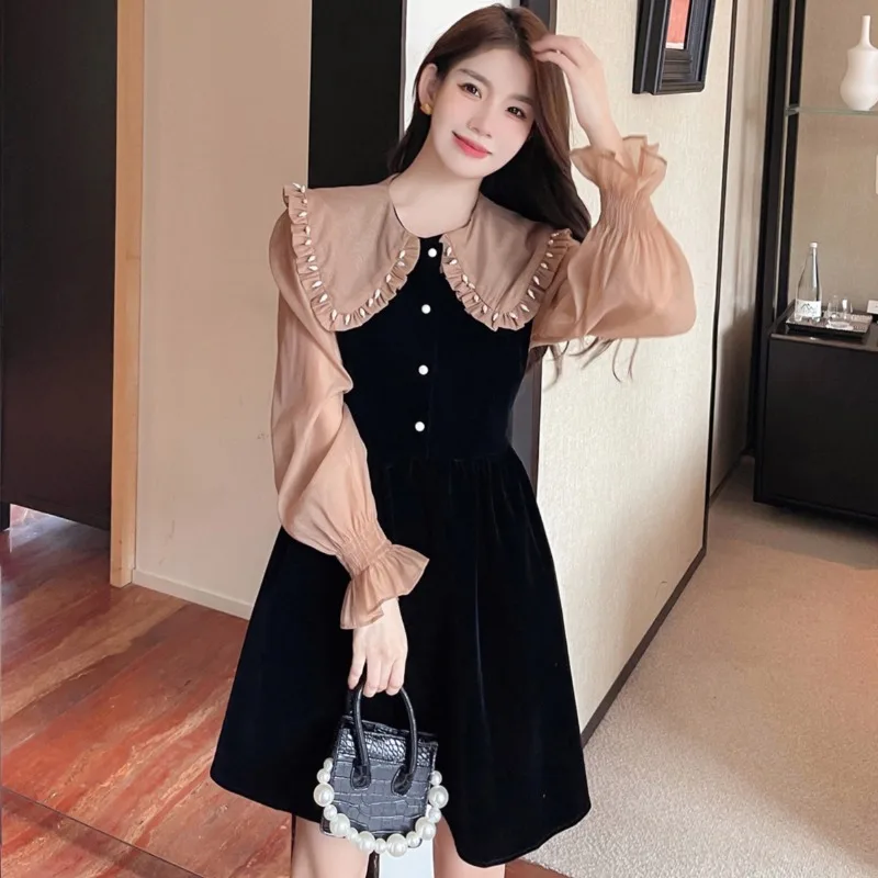 

Design Skirt 2021 Autumn and Winter French Retro Beaded Doll Collar Stitching Gold Velvet Inner Wear Dress