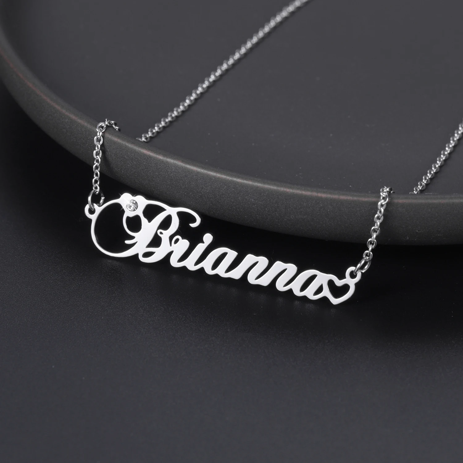 Индивидуальное именное ожерелье Iced Out с алмазной табличкой массивное из