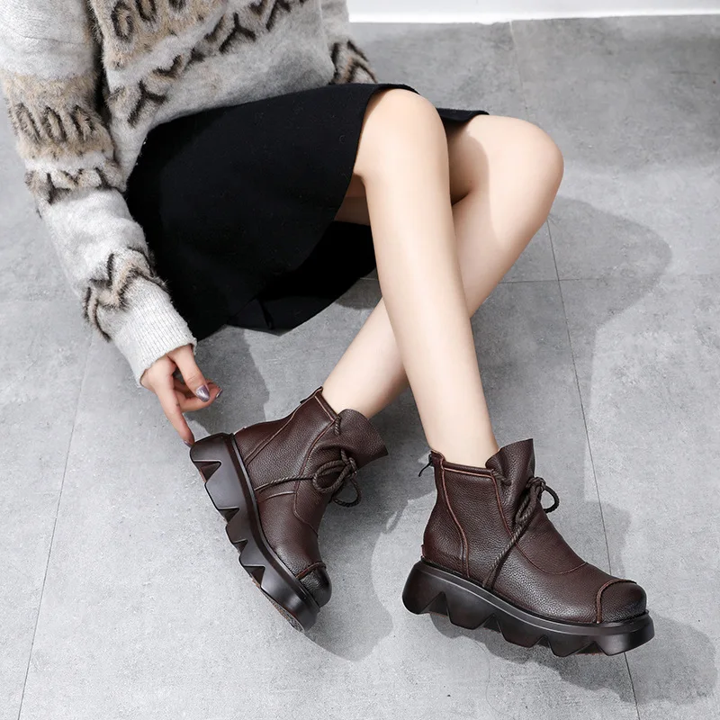 

YAERNI 2020 Lacing Winter Boots Women Genuine Leather Women Ankle Boots Punk Motorcycle Woman Shoes Thick Heel Winter Shoes