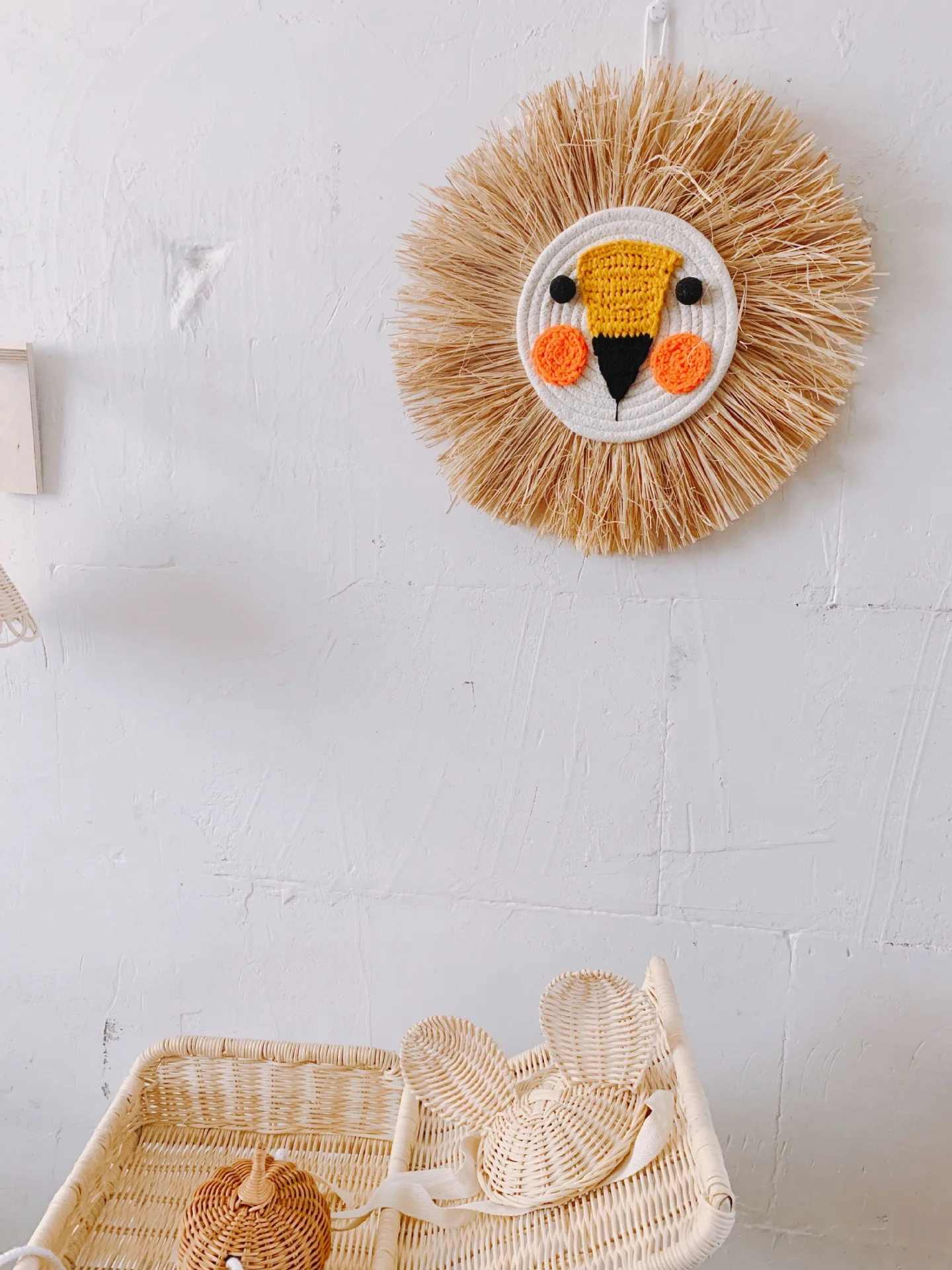 

Nordic hand-woven cartoon lion and tiger ornaments ornaments cotton woven animal head ornaments children's room wall hangings