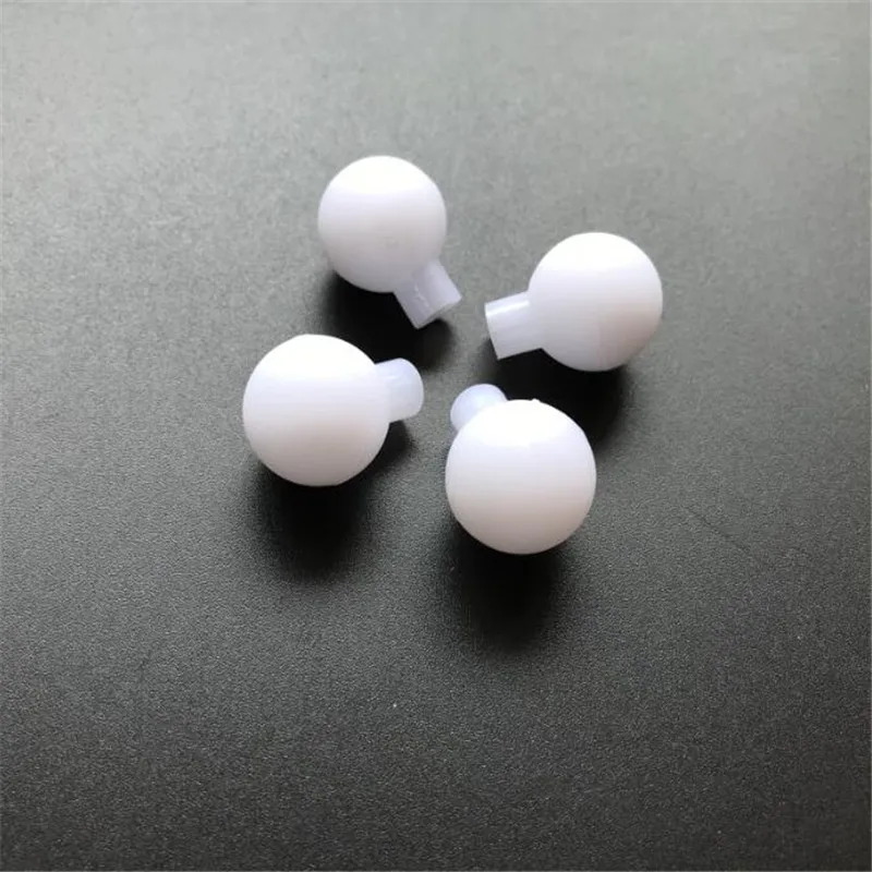 

500 PCS of plastic balls for decoration