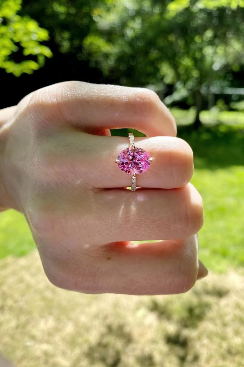 

Crystal Diamond Zirconia lab Diamond 3 carat pink oval engagement ring