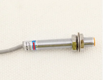 Индуктивный датчик приближения M8, 5 шт., 3 провода, DC PNP, NO 1 мм, расстояние обнаружения LJ8A3-1-Z/BX AX BY AY