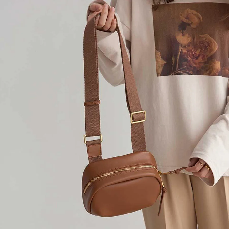 

Fashion PU Leather Tassel Small Messenger Bags For Women 2021 Designer Handbag Soft Solid Wide Strap Crossbody Shoulder Bag Sac