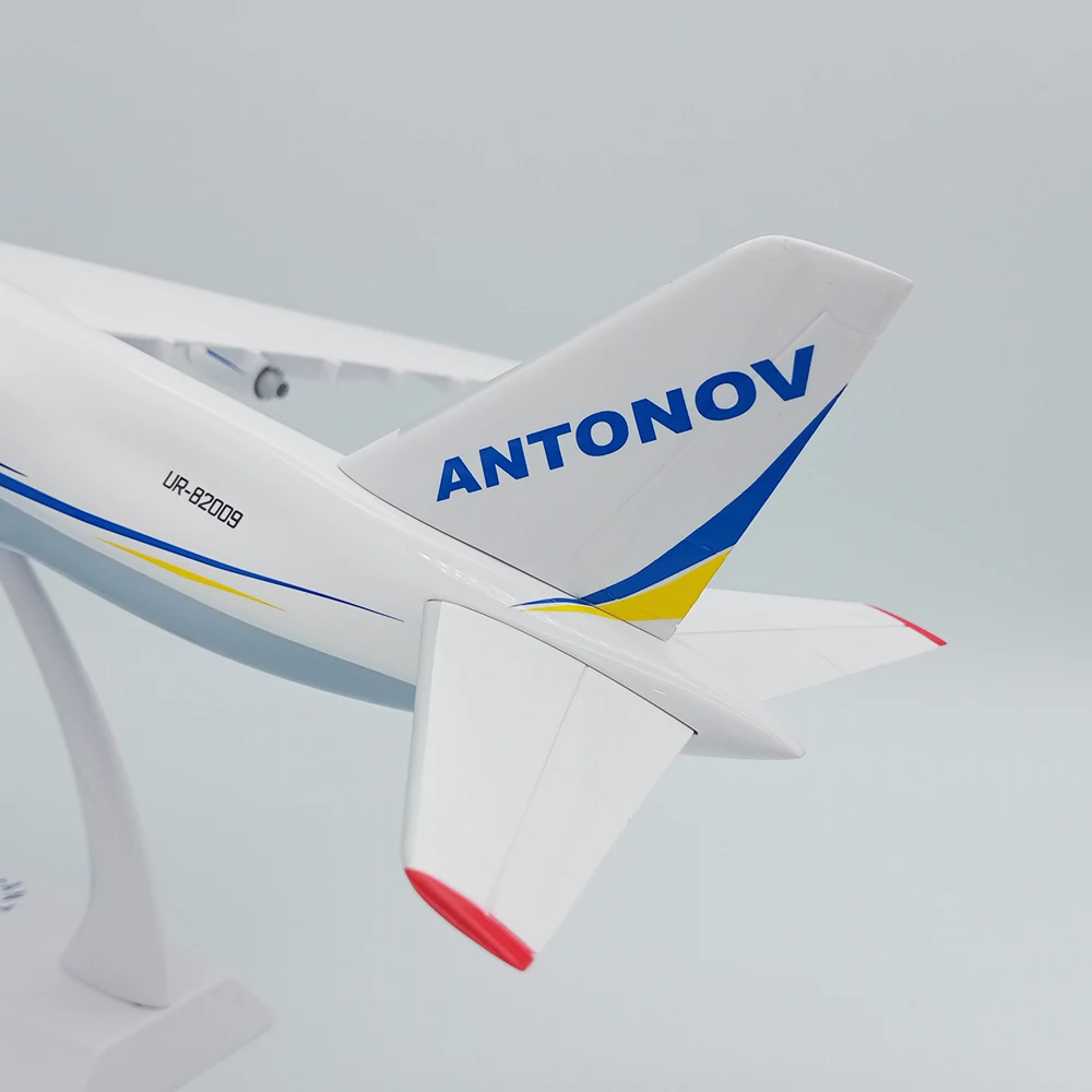 Антонов An 124 100M 150 Руслана Украины 1/200 весы с трёхмерными чертёжами StrategicTransport ABS