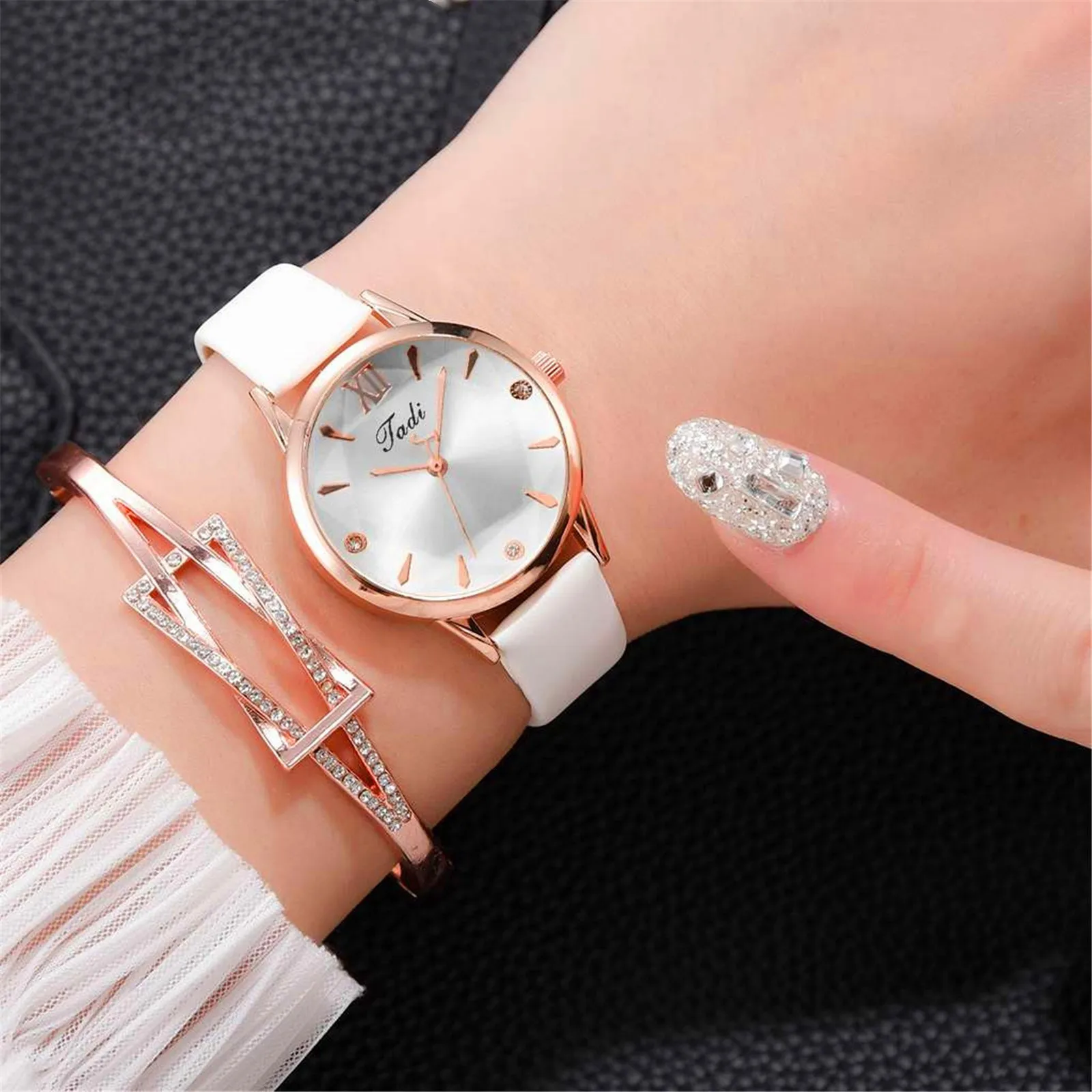 

2020 Watch Set For Women Elegant Women's Analog Quartz Alloy Rhinestone Bracelet Watch Set Dress Watch Clock relojes para mujer