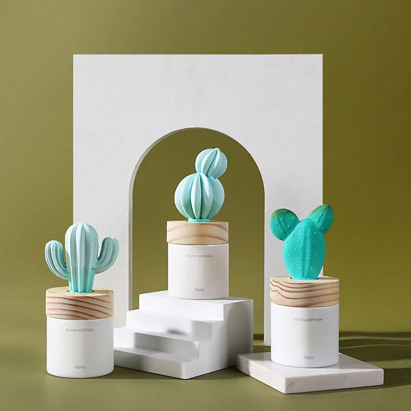 

Simple and creative cactus potted aromatherapy car interior decorations home living room office desktop decorations