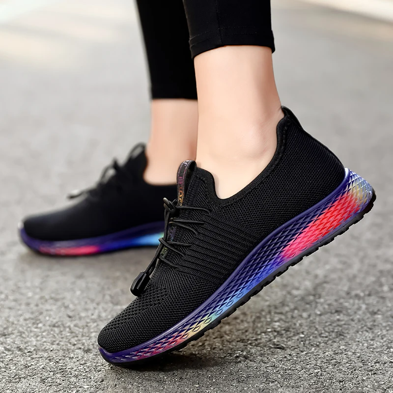 Женские кроссовки для бега Bjakin на толстой подошве яркие дышащие сетчатые