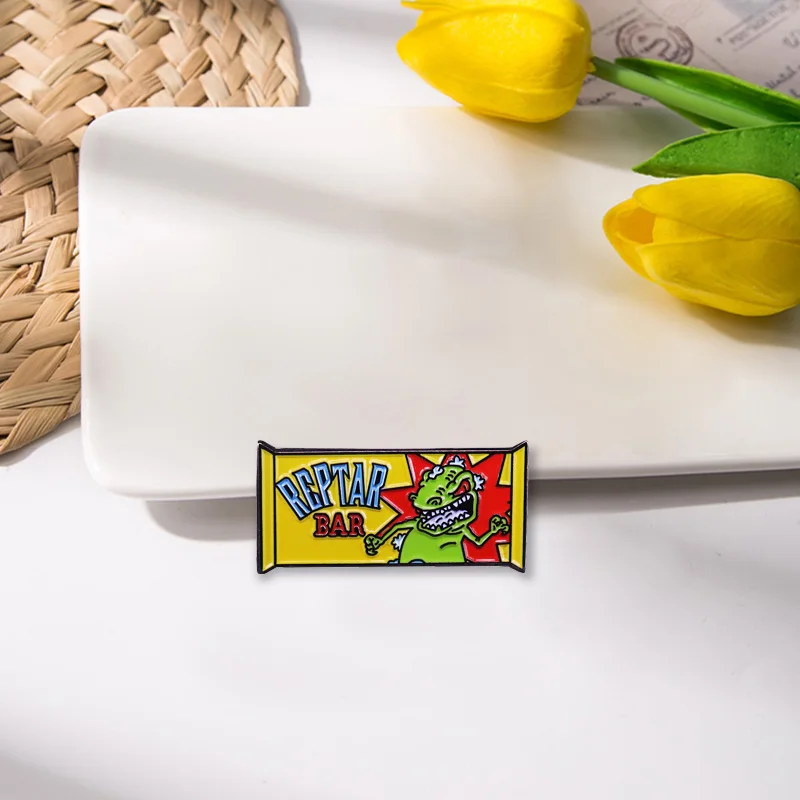 Эмалированная булавка Reptar bar Angelica dinosaur Хэллоуин конфеты батончик Ползучая брошь