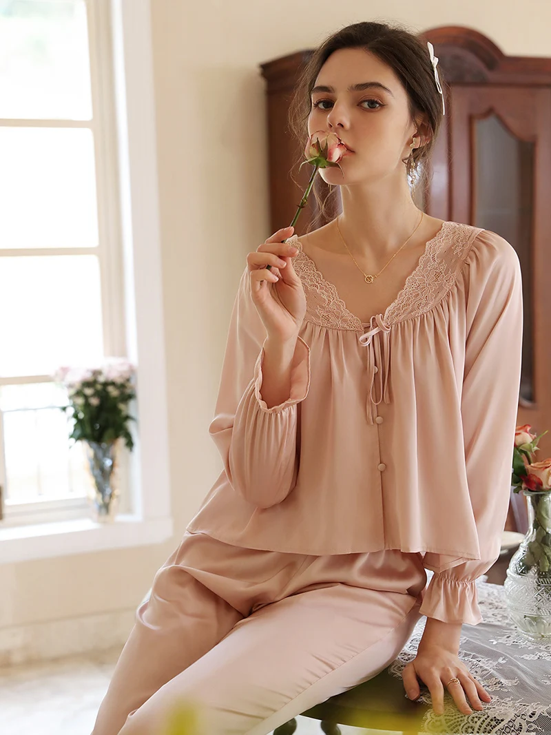 

Women Lolita French Style Vintage Pajamas Suit Lace Patchwork Silk Loose Princess Sleepwear Spring Long Sleeve Top Lounge Sets