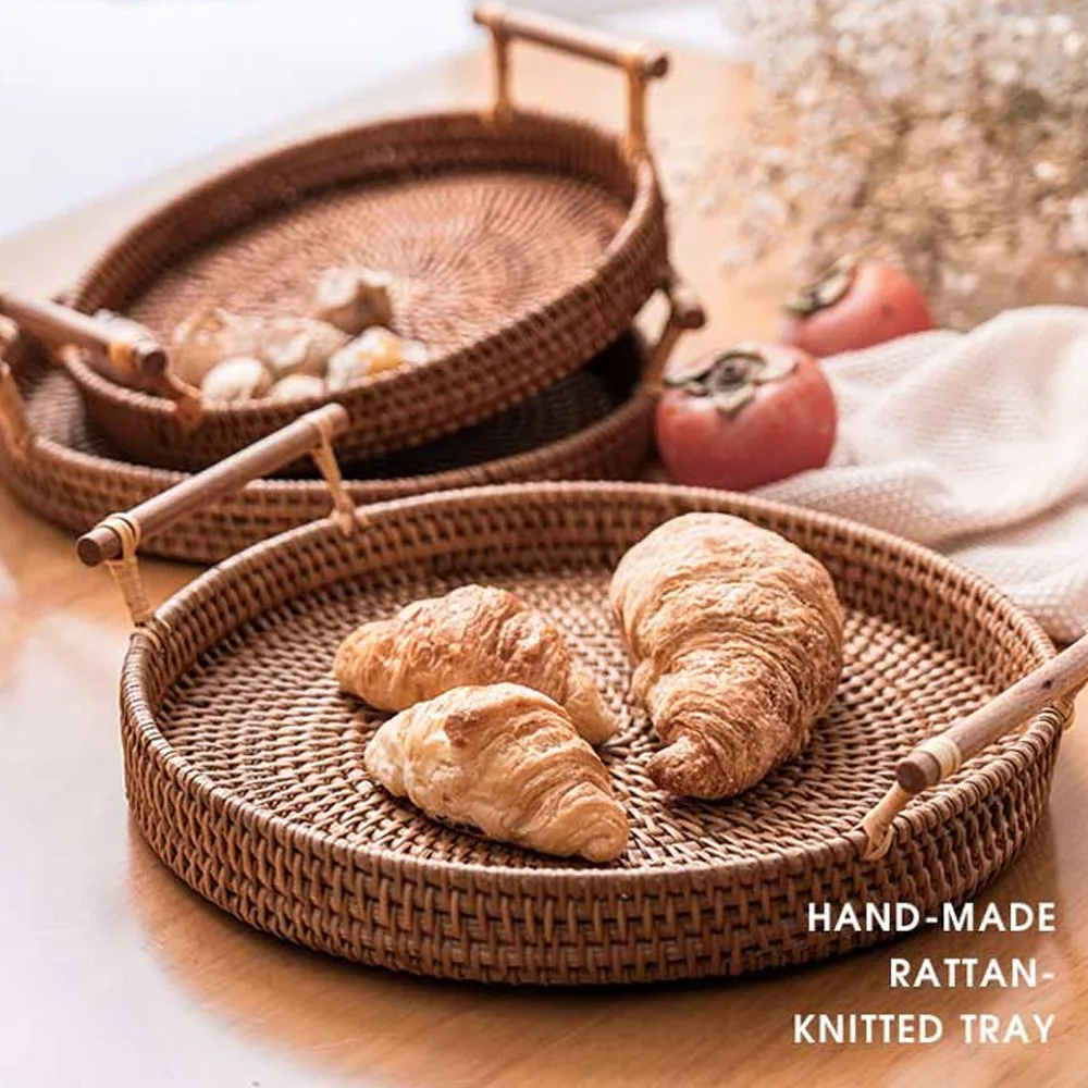 

New Handwoven Rattan Storage Tray With Wooden Handle Round Wicker Basket Bread Food Plate Fruit Cake Platter Dinner Serving Tray