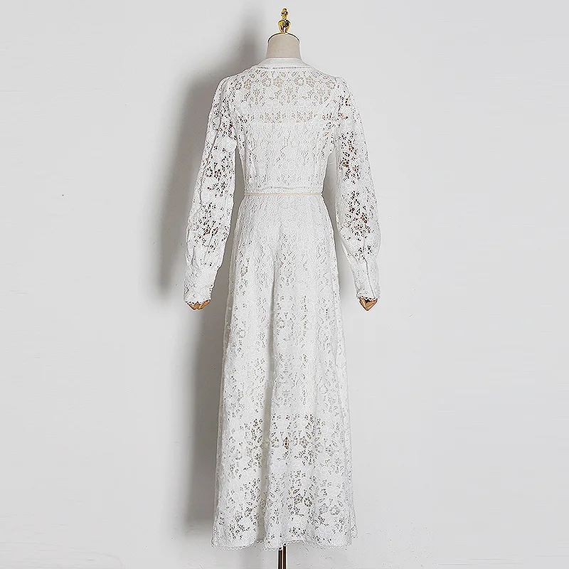 Кружевное платье макси с длинным рукавом и пуговицами ажурное длинное до