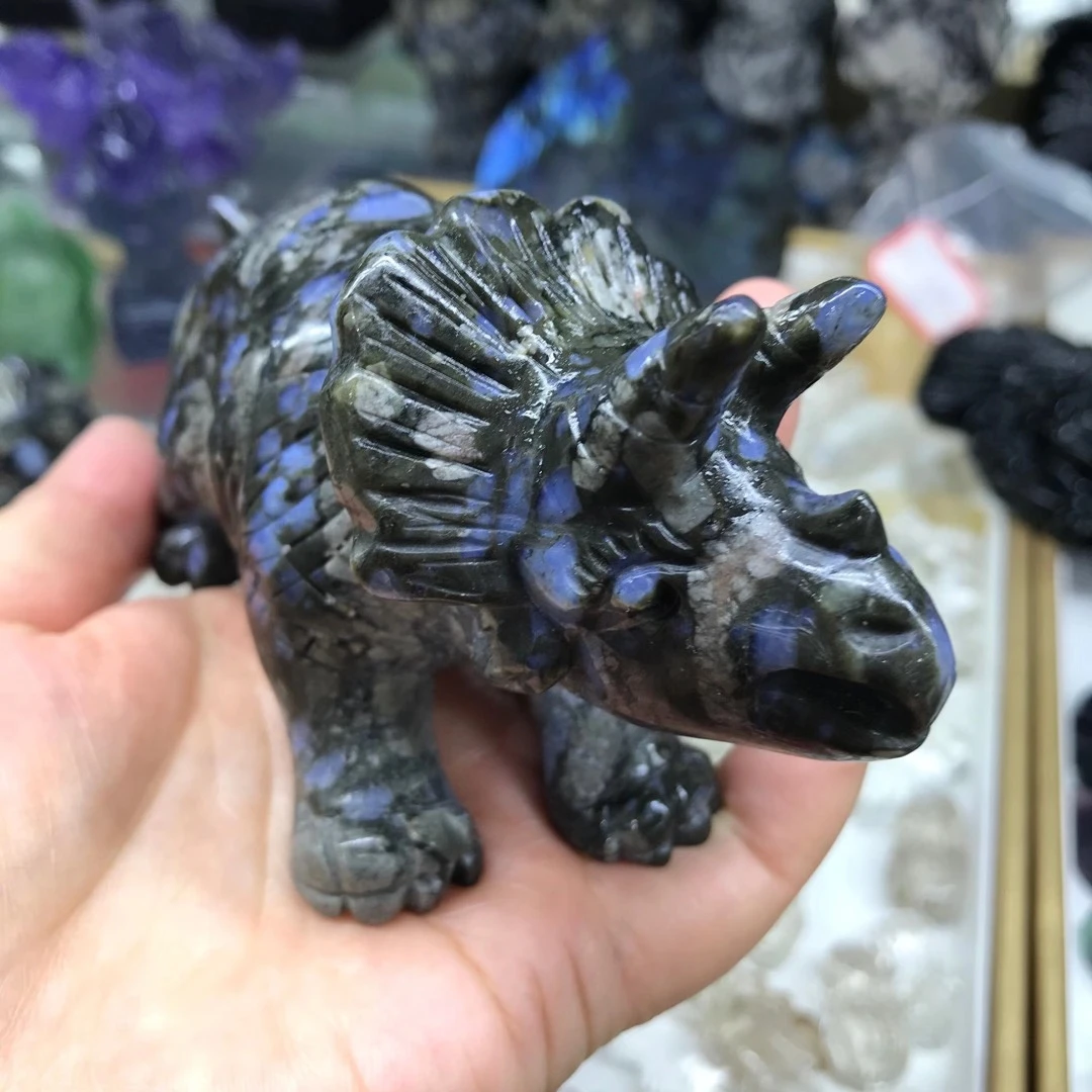 

Фигурка животного из природного глаукофана, 14 см, 360 г