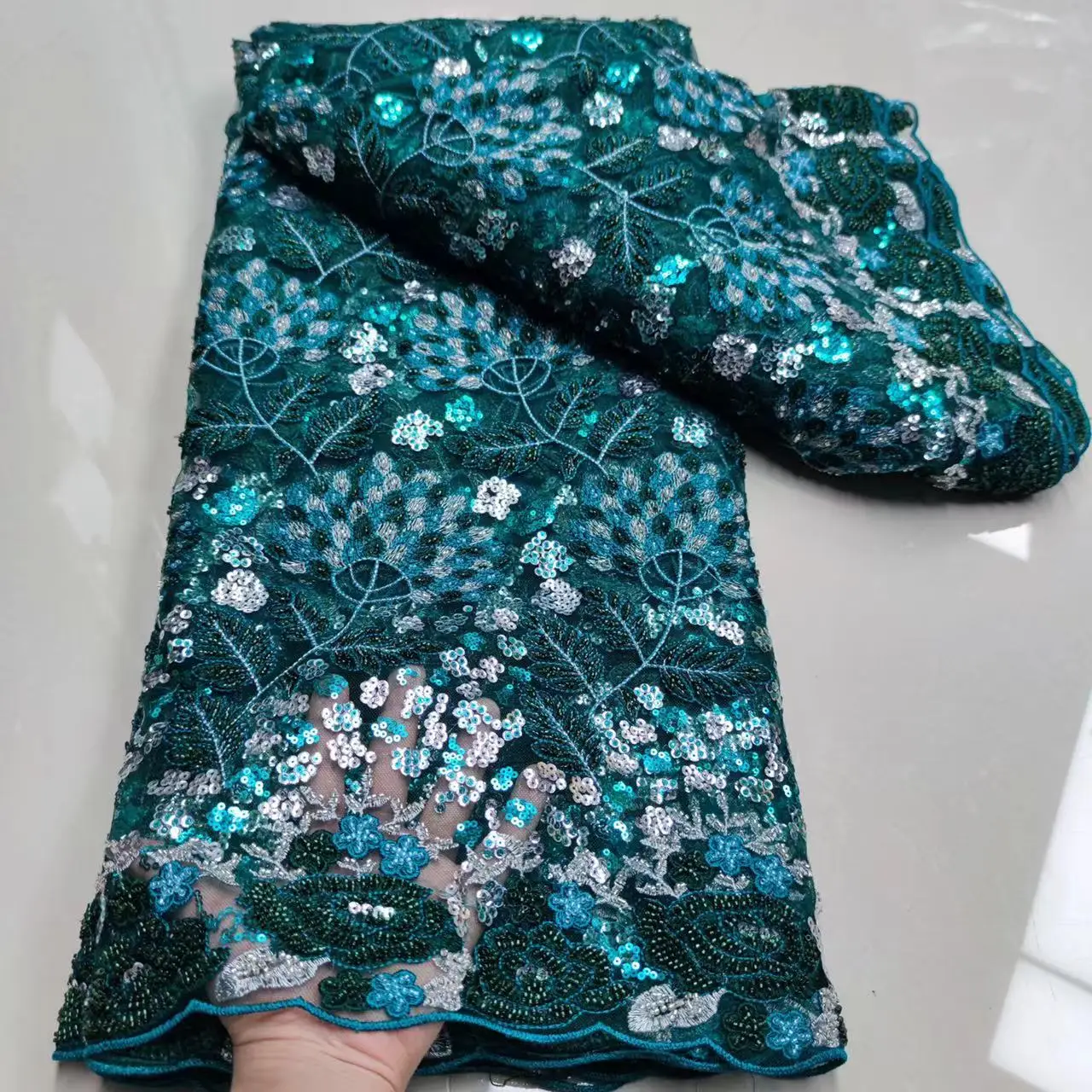 

Latest Nigerian Net Lace Fabric High Quality Occasional Wedding Wear African Beaded Laces Fabric French Tulle Lace Fabric