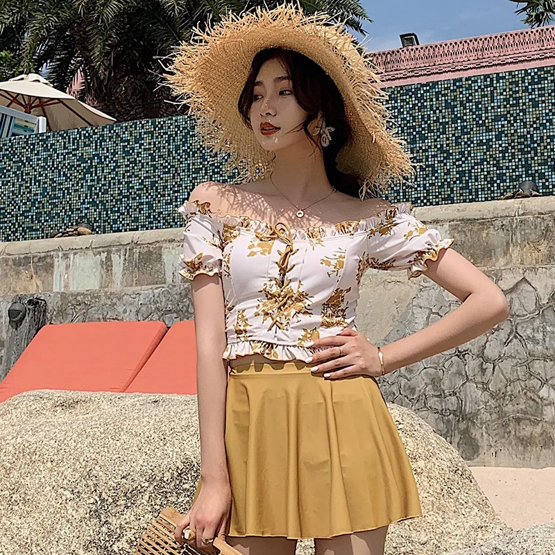 Купальник женский с высокой талией и разрезом однотонный купальный костюм для