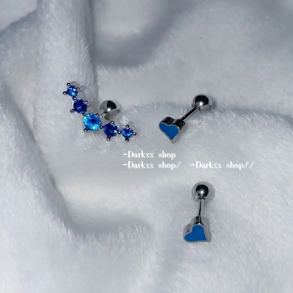 

2021 New Korea Fashion Geometric Blue Zircon Earrings for Woman Y2K Aesthetic Glaring Blue Zircon Ear Stud Jewelry Wholesale