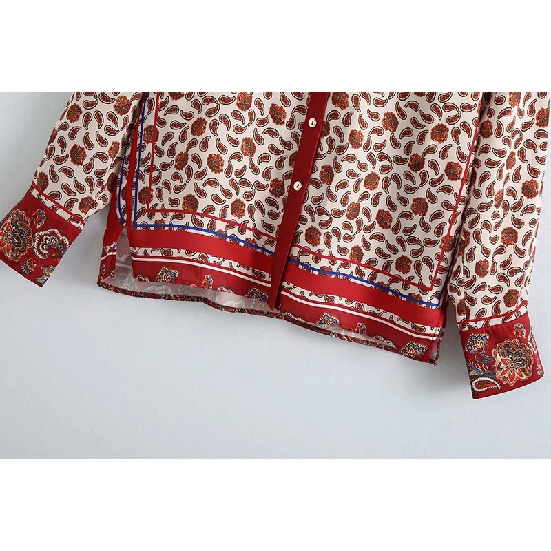 

YOSIBCD Women 2021 Fashion Paisley Print Button-up Blouses Vintage Long Sleeve Side Vents Female Shirts Blusas Chic Tops