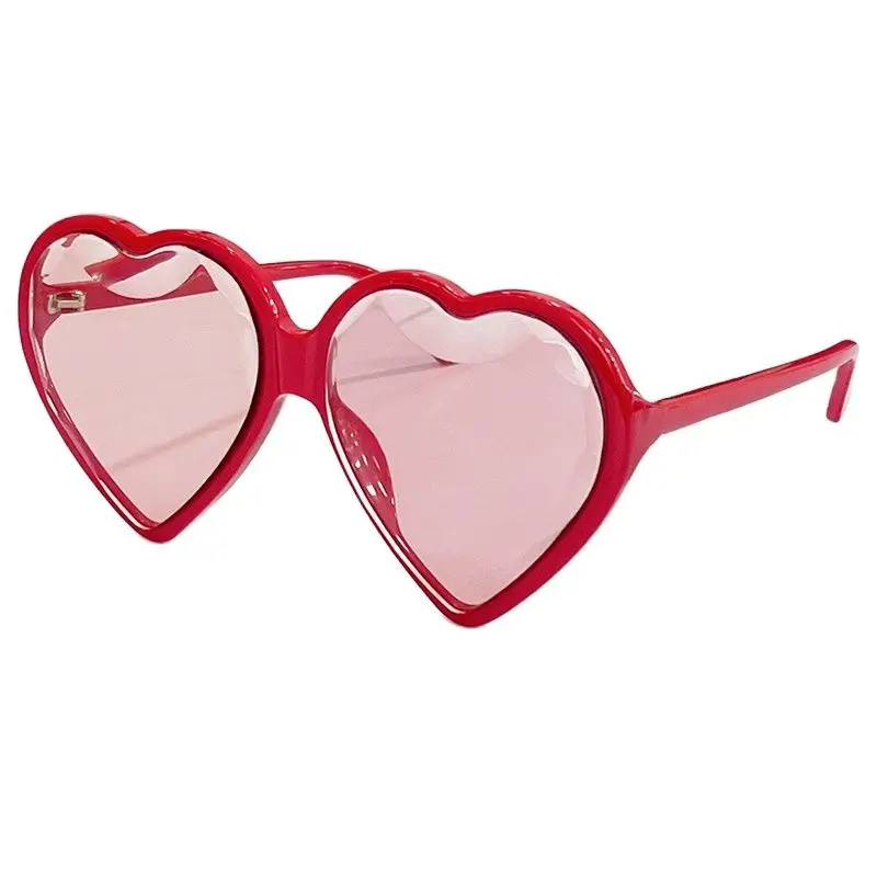 

Brand Designer Vintage Sunglass 2021 Fashion Love Heart Sunglasses Women Cute Oculos De Sol UV400