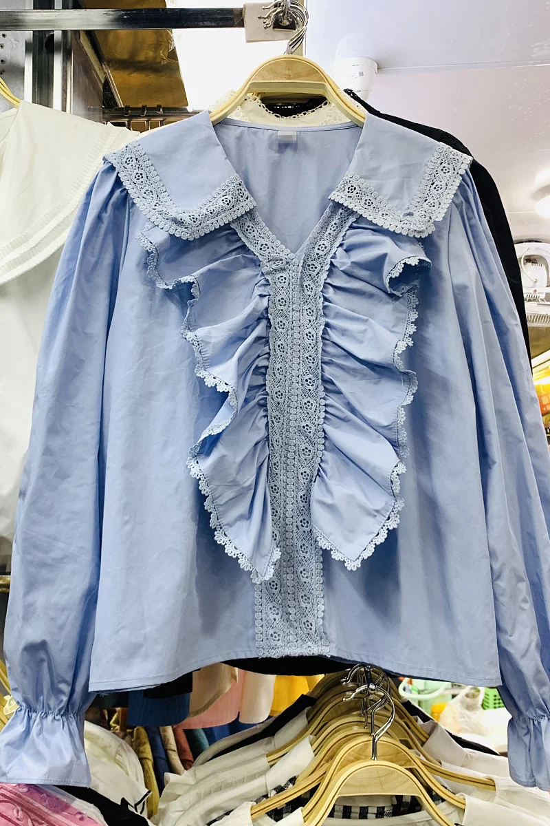 

Women Clothes Ruffled Stitching Peter Pan Collar Shirt Female Retro Lace Decoration Top Sweet Girl Blouse Spring Fashion