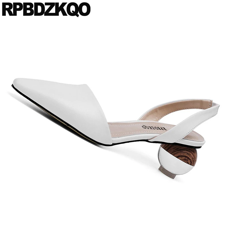 Толстые белые женские туфли-лодочки в европейском стиле Обувь с острым носком и